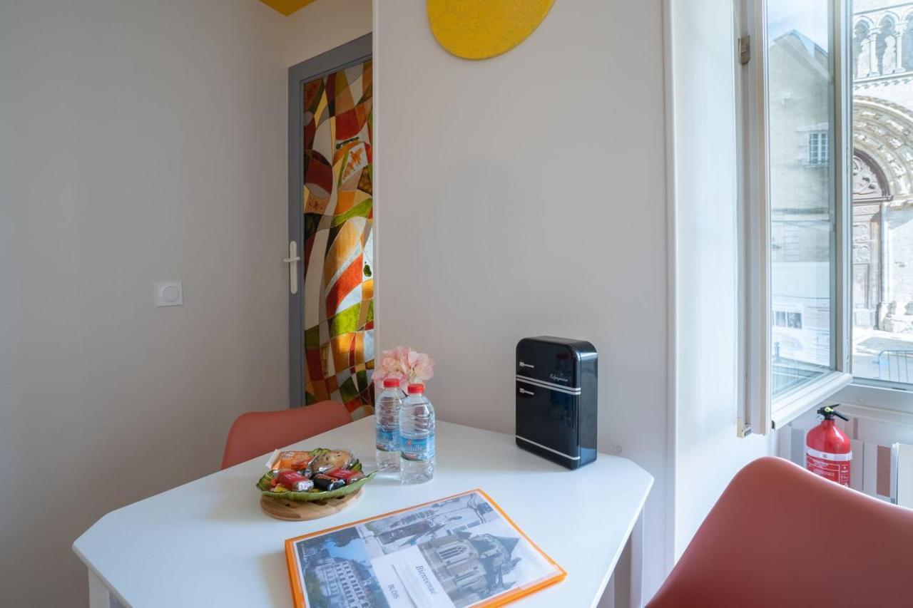 Superlogis Blois-Le Pitaya- Hypercentre Studio- Classe 3Etoiles ภายนอก รูปภาพ